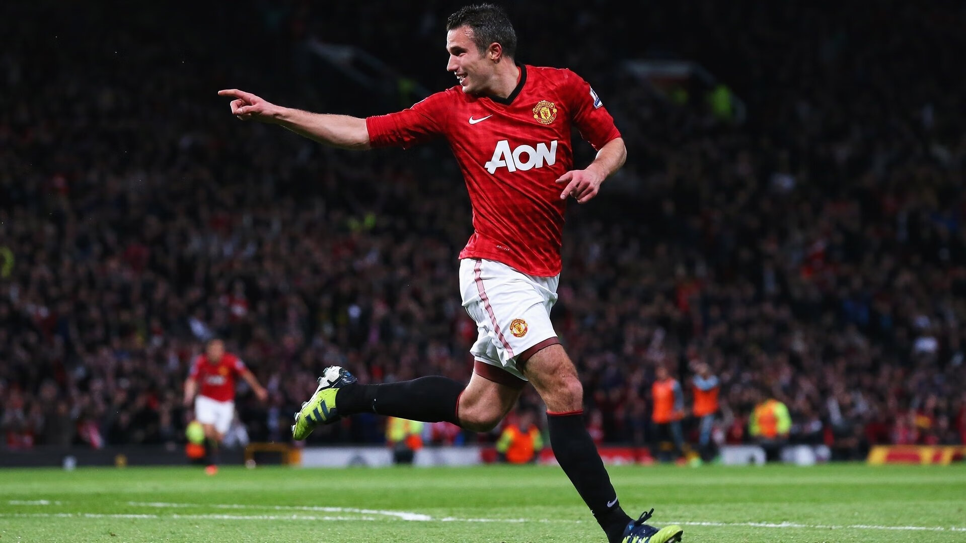 数据全面爆炸！乔治狂砍42分率辽宁队完胜猛龙